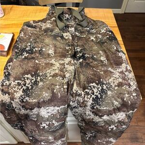 Cabela's redhead truetimber strata insulated hunting bibs